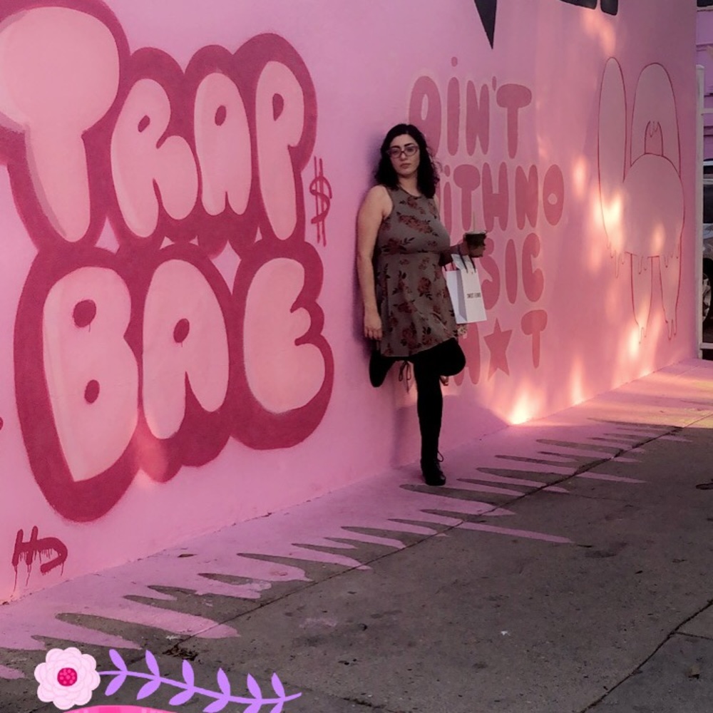 Meet your Posher, Roxi